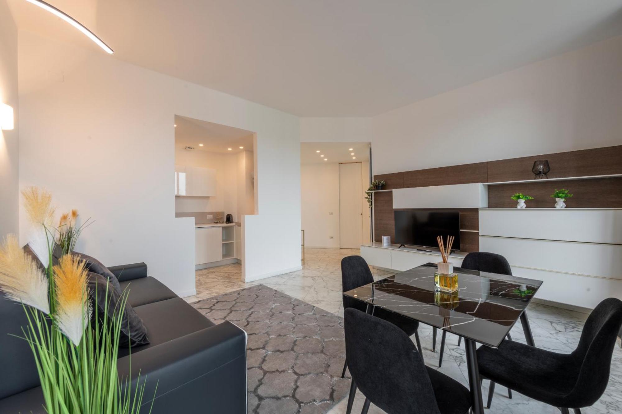 Milan Royal Suites - Duomo Santo Stefano ภายนอก รูปภาพ