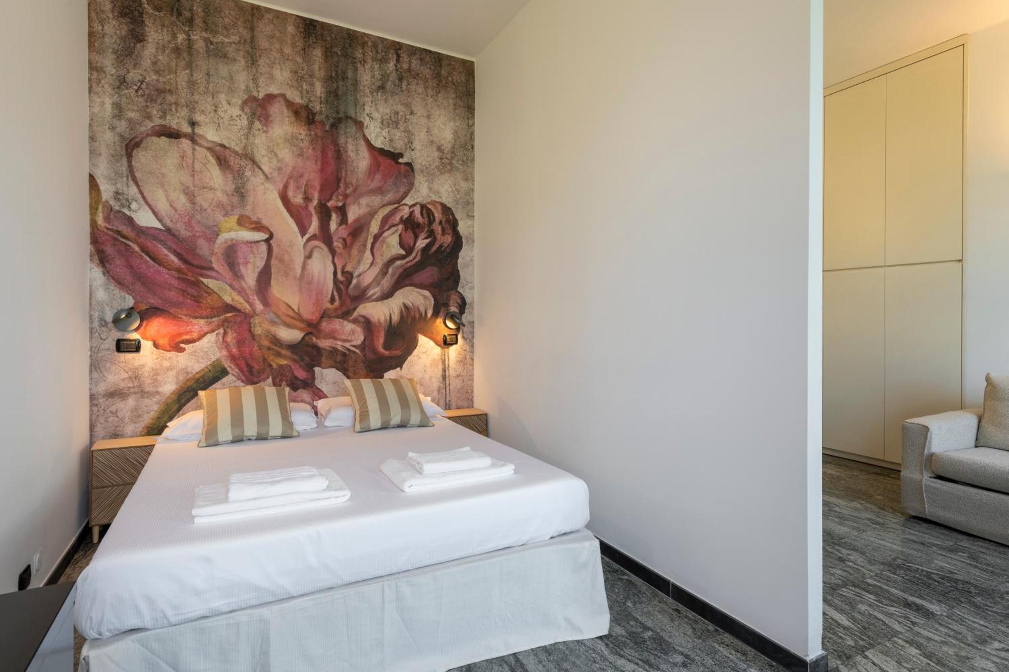 Milan Royal Suites - Duomo Santo Stefano ภายนอก รูปภาพ