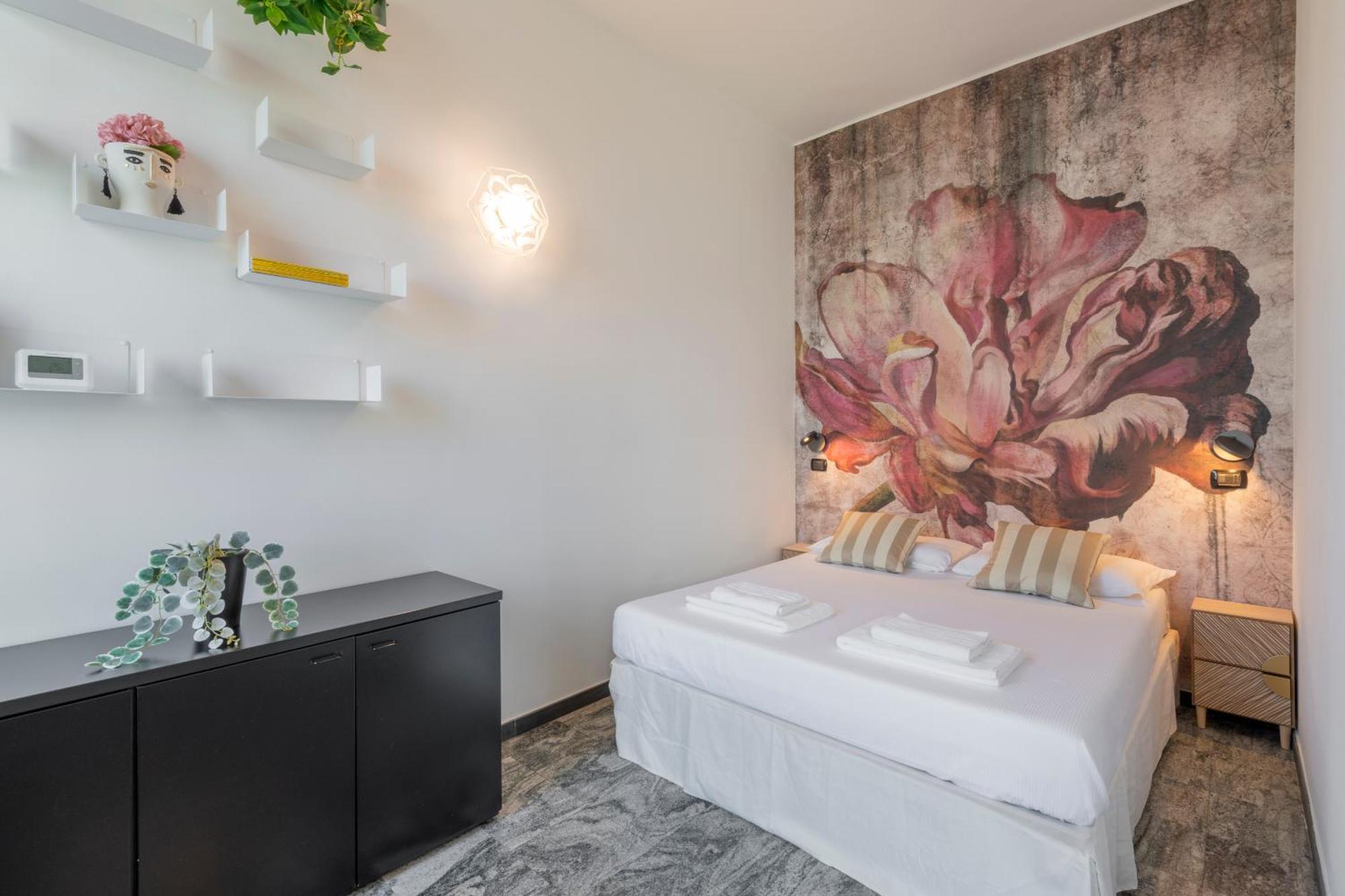 Milan Royal Suites - Duomo Santo Stefano ภายนอก รูปภาพ