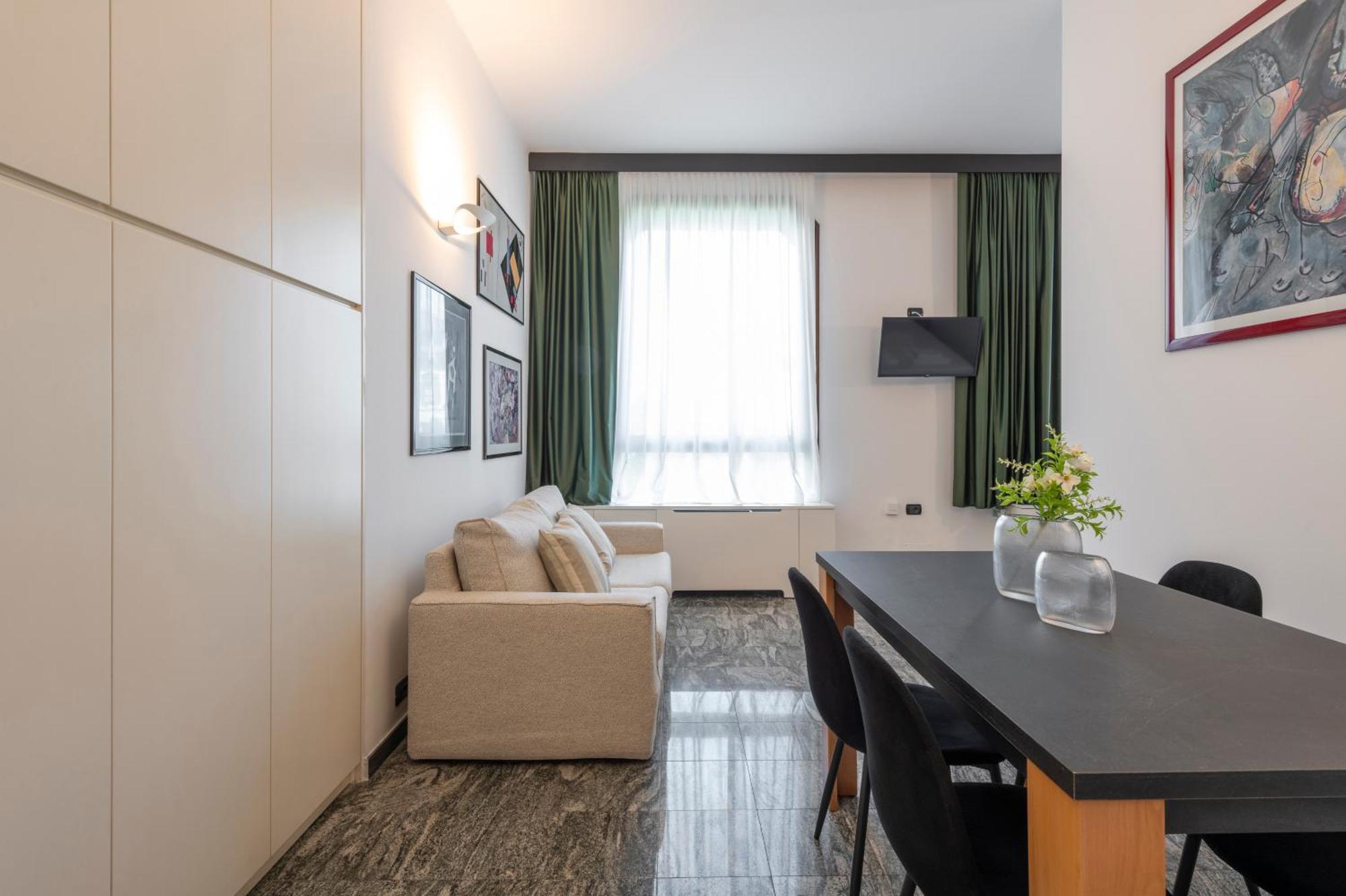Milan Royal Suites - Duomo Santo Stefano ภายนอก รูปภาพ